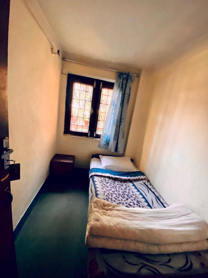 Souvenir Guest House Катманду Экстерьер фото