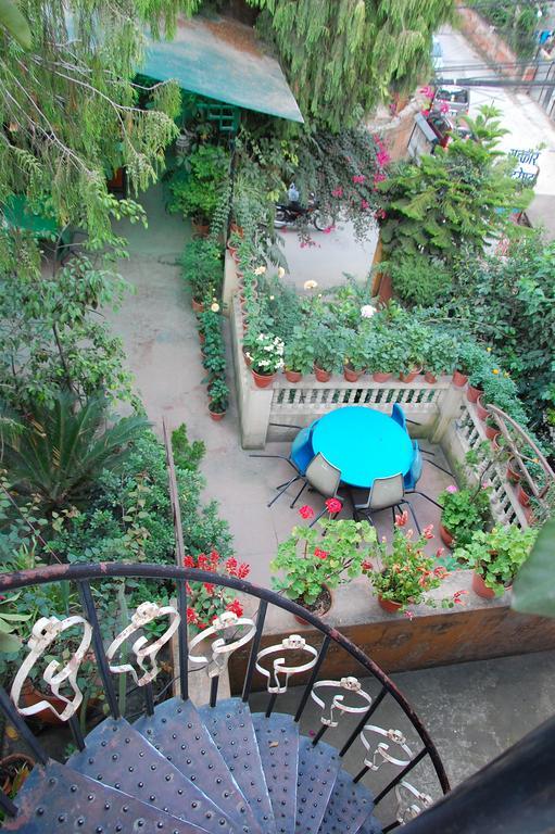Souvenir Guest House Катманду Экстерьер фото