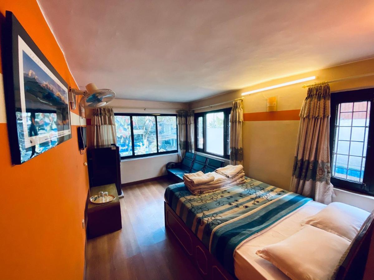 Souvenir Guest House Катманду Экстерьер фото