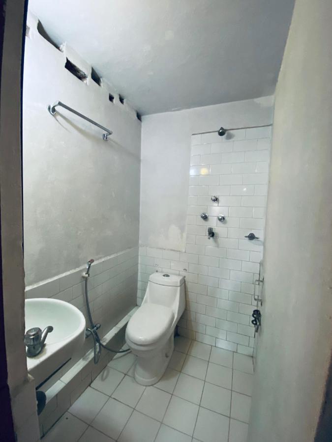Souvenir Guest House Катманду Экстерьер фото