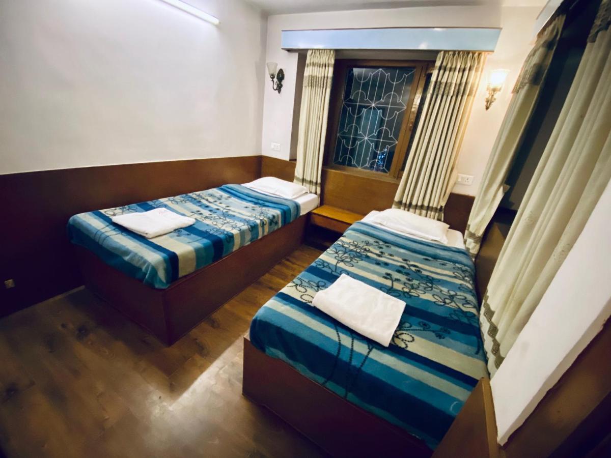 Souvenir Guest House Катманду Экстерьер фото