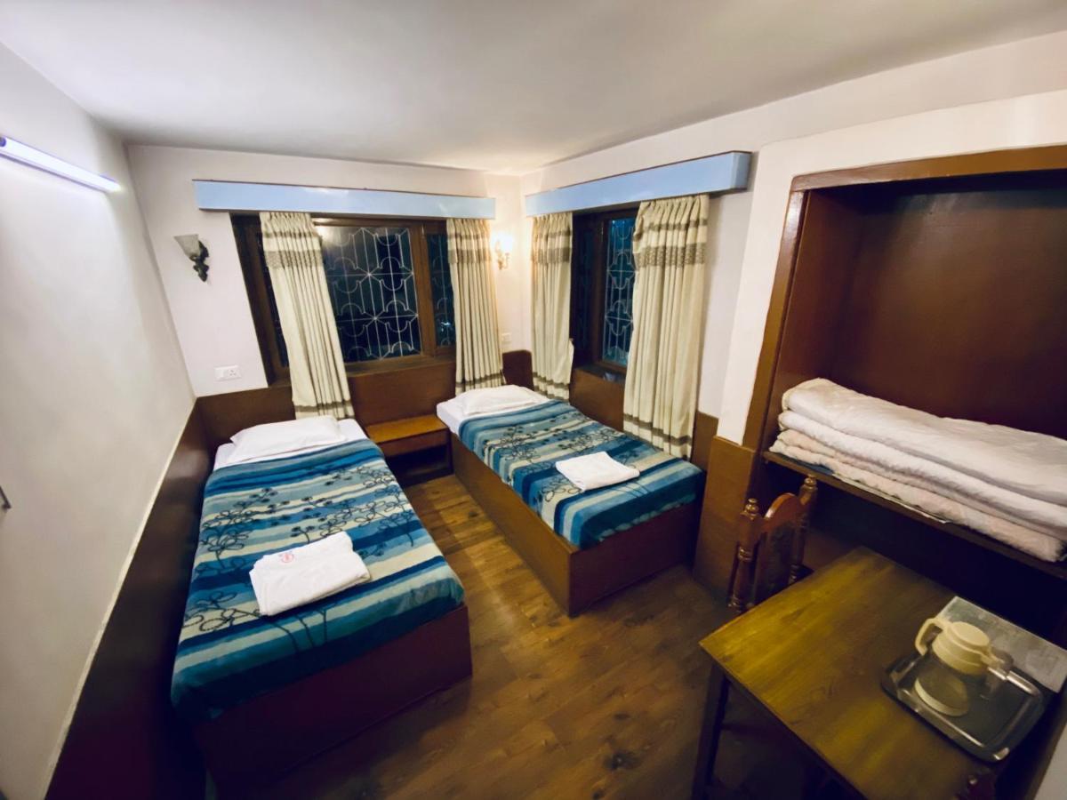 Souvenir Guest House Катманду Экстерьер фото