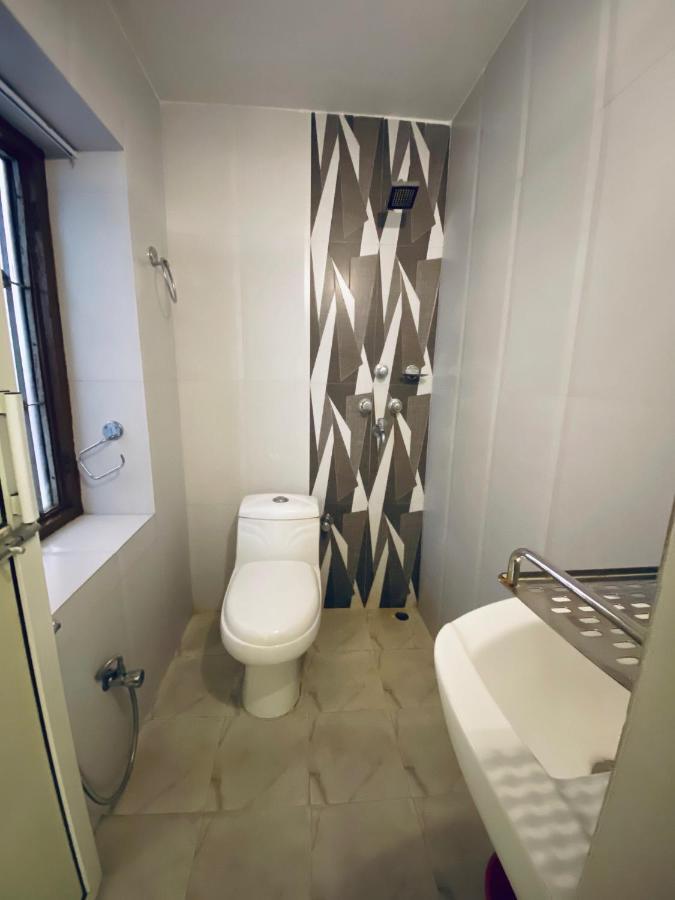 Souvenir Guest House Катманду Экстерьер фото